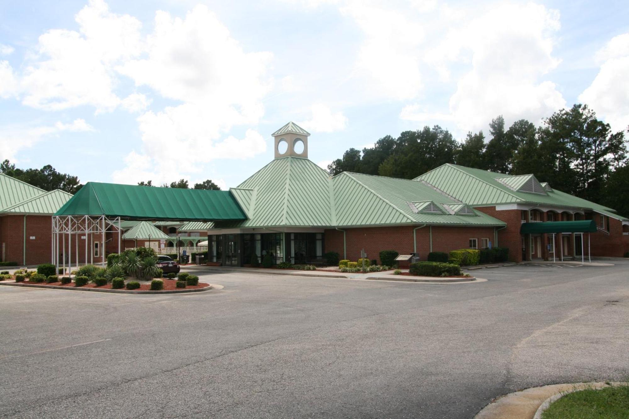 Days Inn By Wyndham Petersburg/South Fort Lee Exterior photo