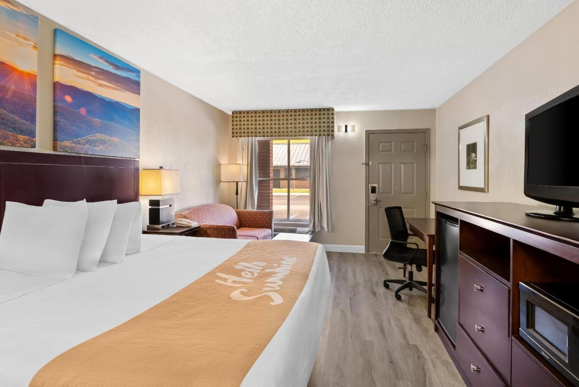 Days Inn By Wyndham Petersburg/South Fort Lee Exterior photo